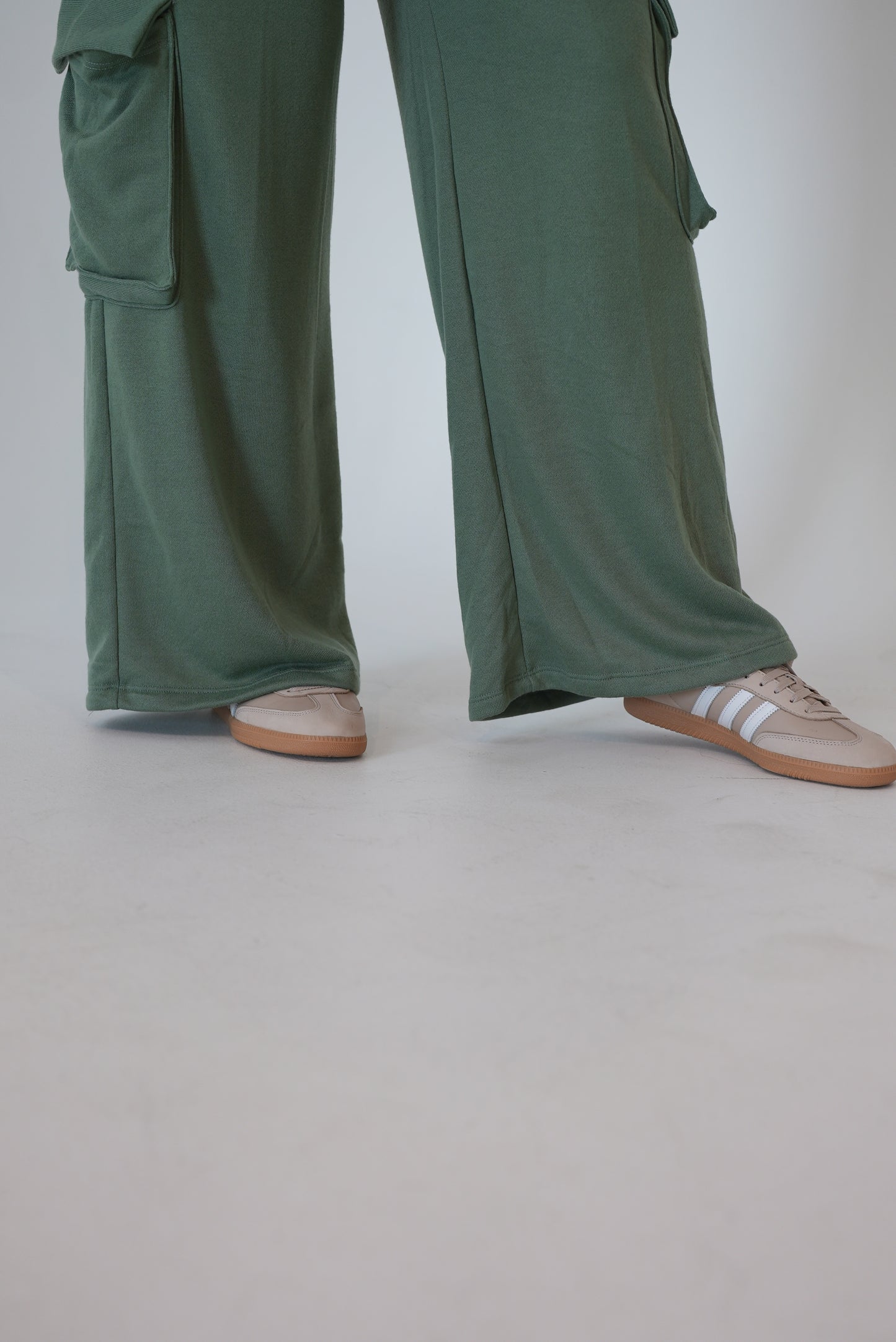 ELEVATED EASE Wide Leg Sweatpants